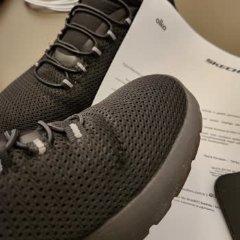 Skechers Ayakkabı Sorunu: Çözüm Bekleyen Müşteri