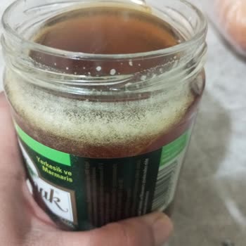 Balparmak Çam Balında Şaşırtıcı Beyaz Görüntü