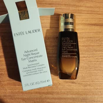 Estee Lauder Eye Concentrate Matrix 15 Ml Caused Severe Reaction and Skin Damage