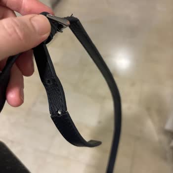 Benetton Çantaların Kalitesizliği Ve Yedek Parça Sorunu