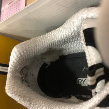 Skechers Ayakkabıda Erken Yıpranma Ve Garanti Sorunu
