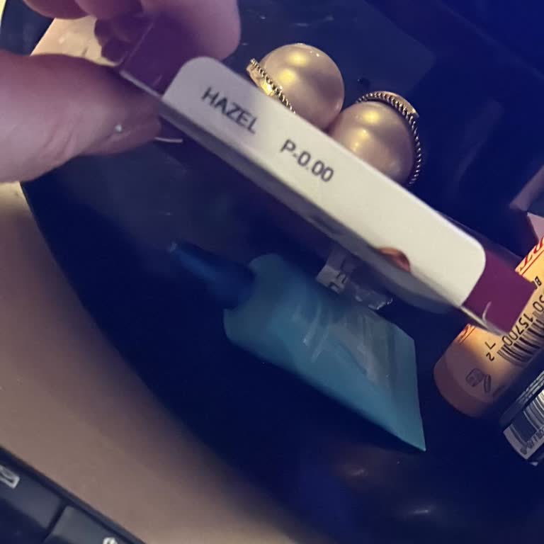 Lausel Lens Farklı Lens Gönderdi