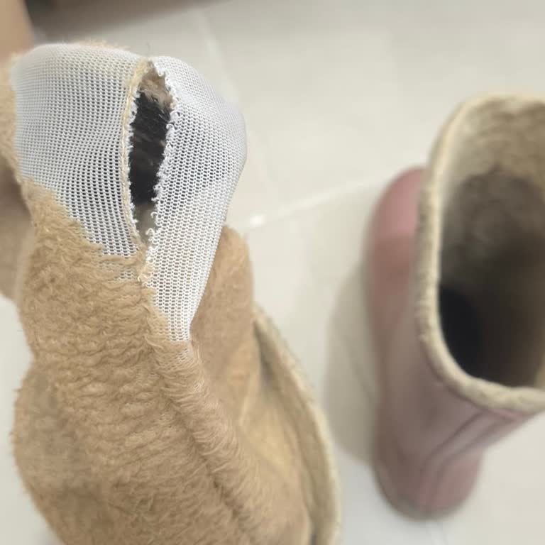 Igor Ayakkabı İç Astar Sorunu Yaşatan Yağmur Botu