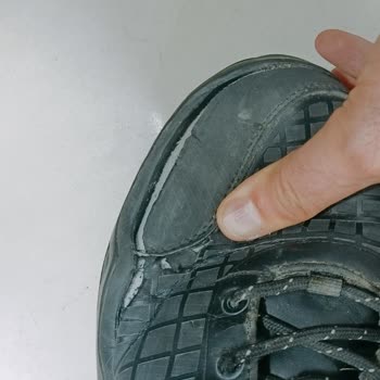 Lescon Ayakkabıda Su Geçirme Ve Müşteri Hizmetleri Sorunu