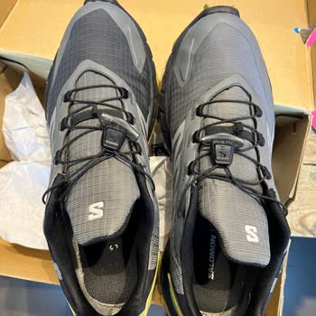 Su Geçirmez Ayakkabı, Su Geçiriyor!