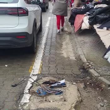 ADM Elektrik Dağıtım Açıkta Bıraktığı Ölüm Riski Olan Kablolar