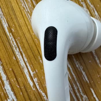 Apple Denied Full Warranty Repair for My AirPods Pro Despite Manufacturing Defects