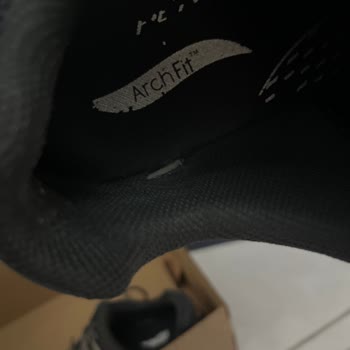 Skechers Ayakkabı Astarında Beklenmedik Yırtılma