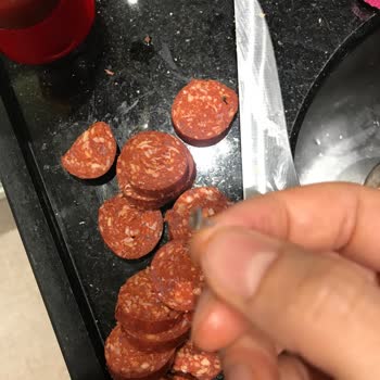 Namet Sucukta Plastik Poşet Şoku