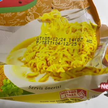 Körili Noodle Sosunda Beklenmedik Parçalar