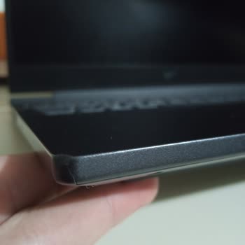 HP Laptop Çantasında Şaşırtıcı Hasar