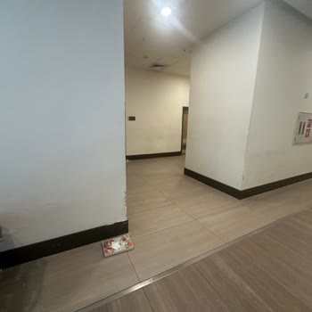 Teslimat Fiyaskosu: Paketi Rastgele Bırakıp Gittiler!