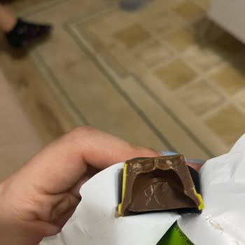 Beyoğlu Çikolatası: Beklentiyi Karşılamayan Dolgular