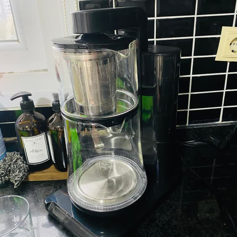 Çalışmayan Çay Makinesi Ve Yetersiz Müşteri Hizmeti