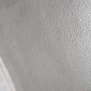 Permolit Boya: Tavanda Kabuk Atan Hayal Kırıklığı