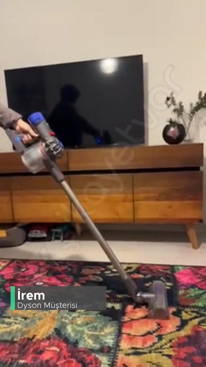 Dyson V8 Süpürgem Kesik Kesik Çalışıyor! videonun kapak resmi