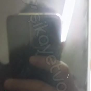 iPhone 13 Ekran Sorunu