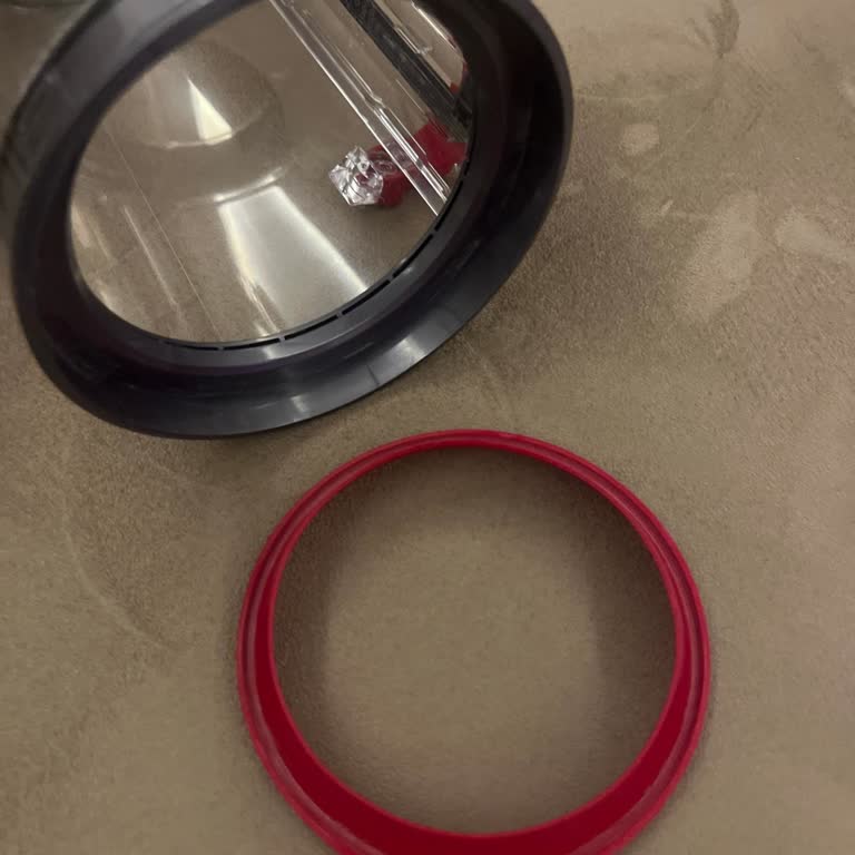 Dyson V15: Kırmızı Lastik Sorunu Ve Güven Kaybı