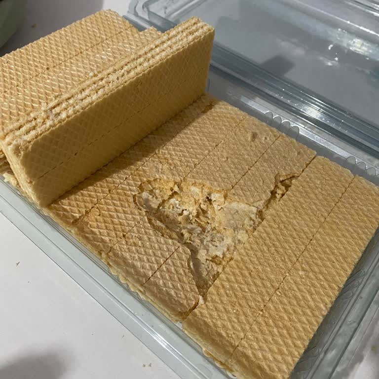 Bayat Kuruyemiş Ve Tırtıklı Gofret Hayal Kırıklığı