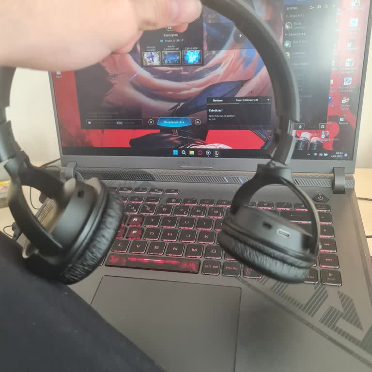 JBL 570bt Kulaklığımın Kırılması Hakkında Yardım Talebi