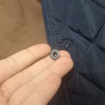 Elif & Naz Tesettür Giyim Mont Aldım Daha 3 Ay Bile Giymeden Dikişler Sökülmeye Başladı