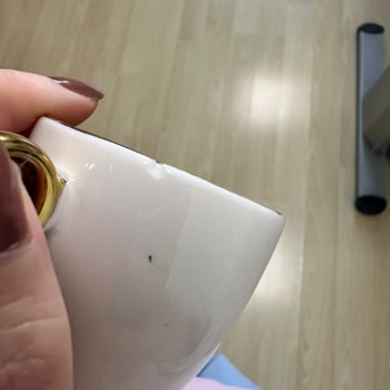 Schafer Kırık Ve Defolu Ürün İadesinde Belirsizlik