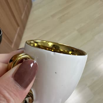 Schafer Kırık Ve Defolu Ürün İadesinde Belirsizlik