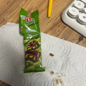 Eti İçibol'dan Çıkan Tahta Parçası Şoku