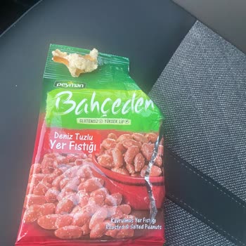 Kuruyemiş Paketinde Büyük Tuz Parçaları Şoku