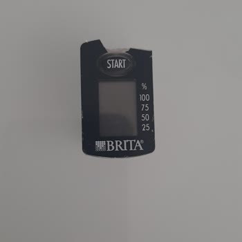 Brita Sürahisinde Pil Değiştirme Kabusu