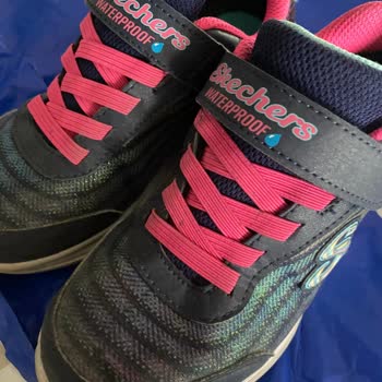 Skechers Ayakkabılarının Kalitesizliği Ve Mağaza İlgisizliği