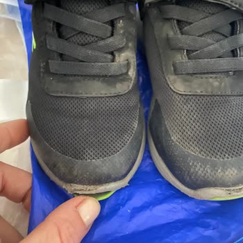 Skechers Çocuk Ayakkabılarının Kalitesizliği Ve Garanti Sorunu