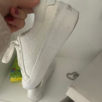 Tek Kullanımlık Ayakkabı Sorunu