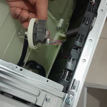 Kırık Çamaşır Makinesi Ve İade Sorunu