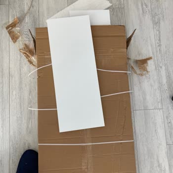 Yanlış Ürün Gönderimi: Kzy Mobilya'dan Üst Üste Hatalar