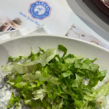 Alaçatı Muhallebicisi'nde İletişim Ve Hizmet Sorunları