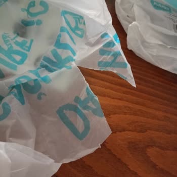 A101 Market Çalışanlarının Kaba Davranışları Ve Kalitesiz Poşetler!