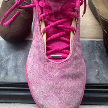 Nike Ayakkabının Renk Atması Mağduriyeti