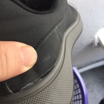 Deichmann Ayakkabılarında Kalitesiz Malzeme Ve Müşteri Hizmetleri Sorunu