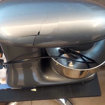 Garanti Süresi Dolmuş Ürünün Tamir Sürecinde Yaşanan Sorunlar Ve Kırık Ürün Teslimi