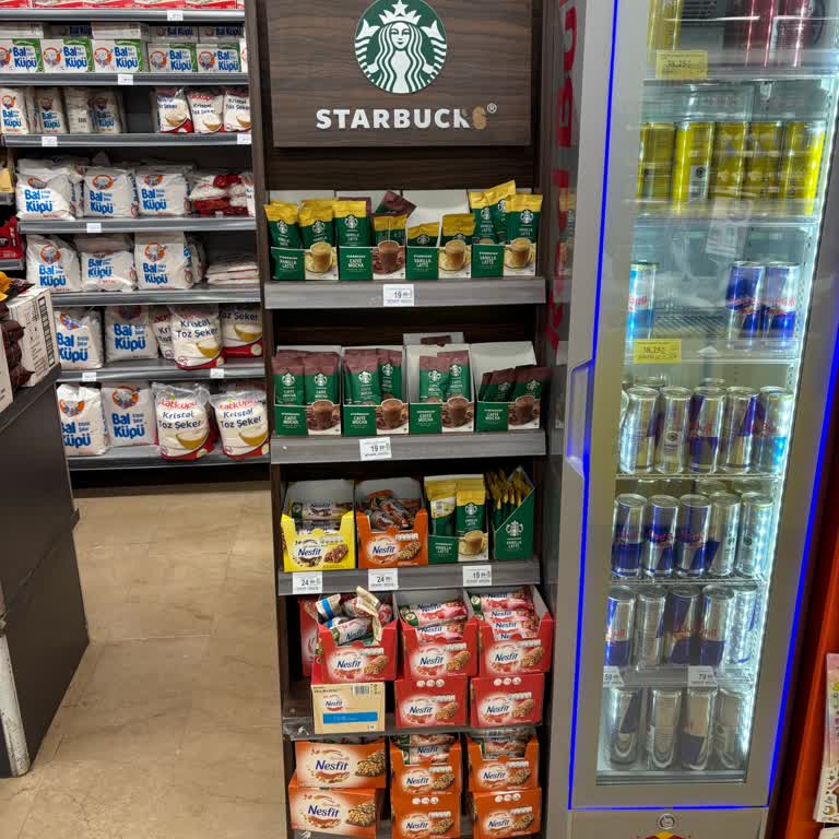 Boykot Ürünleriyle Dolu Market Standı Rahatsızlığı