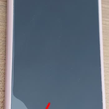 Media Markt'te Yanlış Takılan Koruma Camları