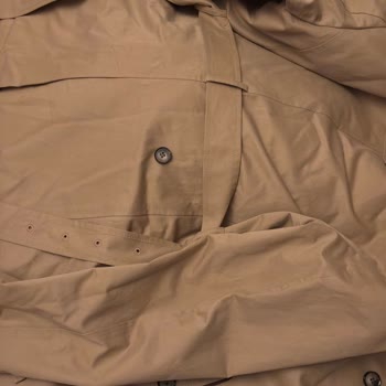 Defolu Beymen Trençkot Teslimatı Ve Değişim Sorunu