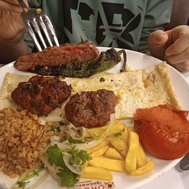 Kaşarlı Köfte Beklerken Kaşarsız Köfte Geldi