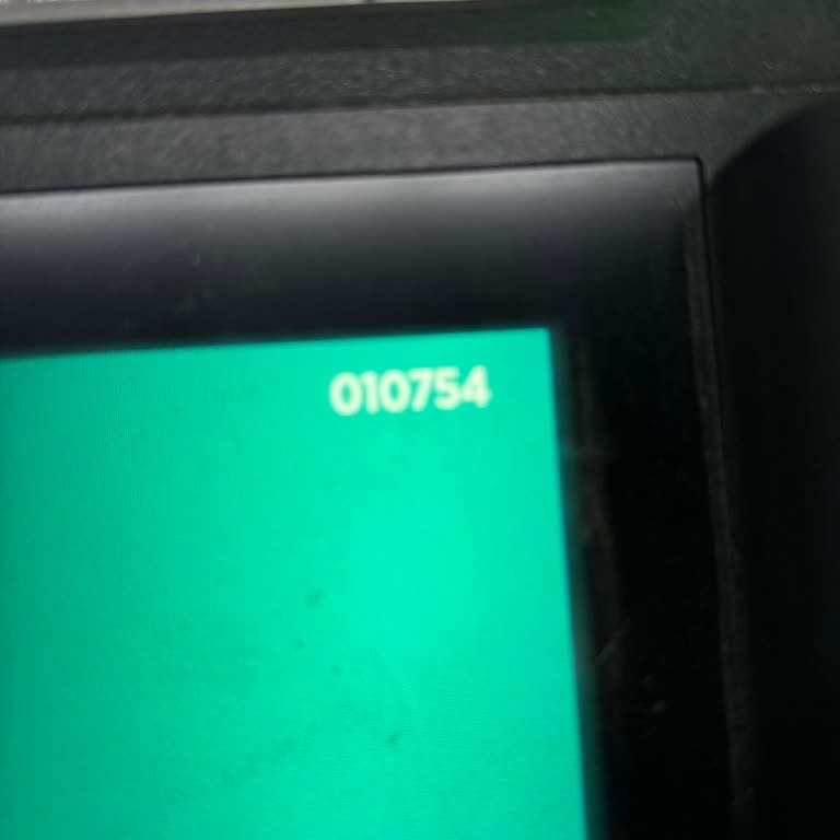 ATM'de Yutulan Para Ve Geciken İşlemlerle Mağduriyet