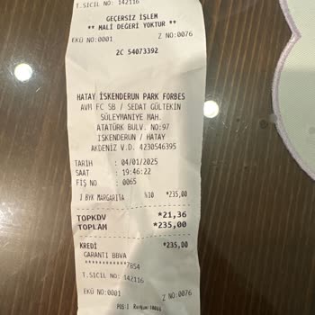 Sbarro'dan Margarita Pizza Yerine Sadece Ekmek Şoku
