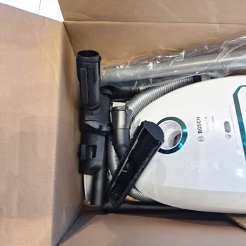 Bosch Bayisinden Aldığımız Süpürge Teşhir Çıktı Ve İade Kabul Edilmedi