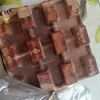 Bozuk Çikolata Sürprizi