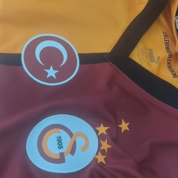 Galatasaray Formasında Yıldızlar Dökülüyor