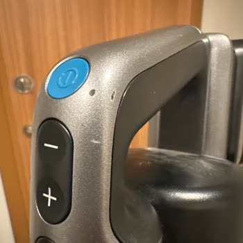 Philips 8000 Aqua Süpürge Renk Atması Sorunu
